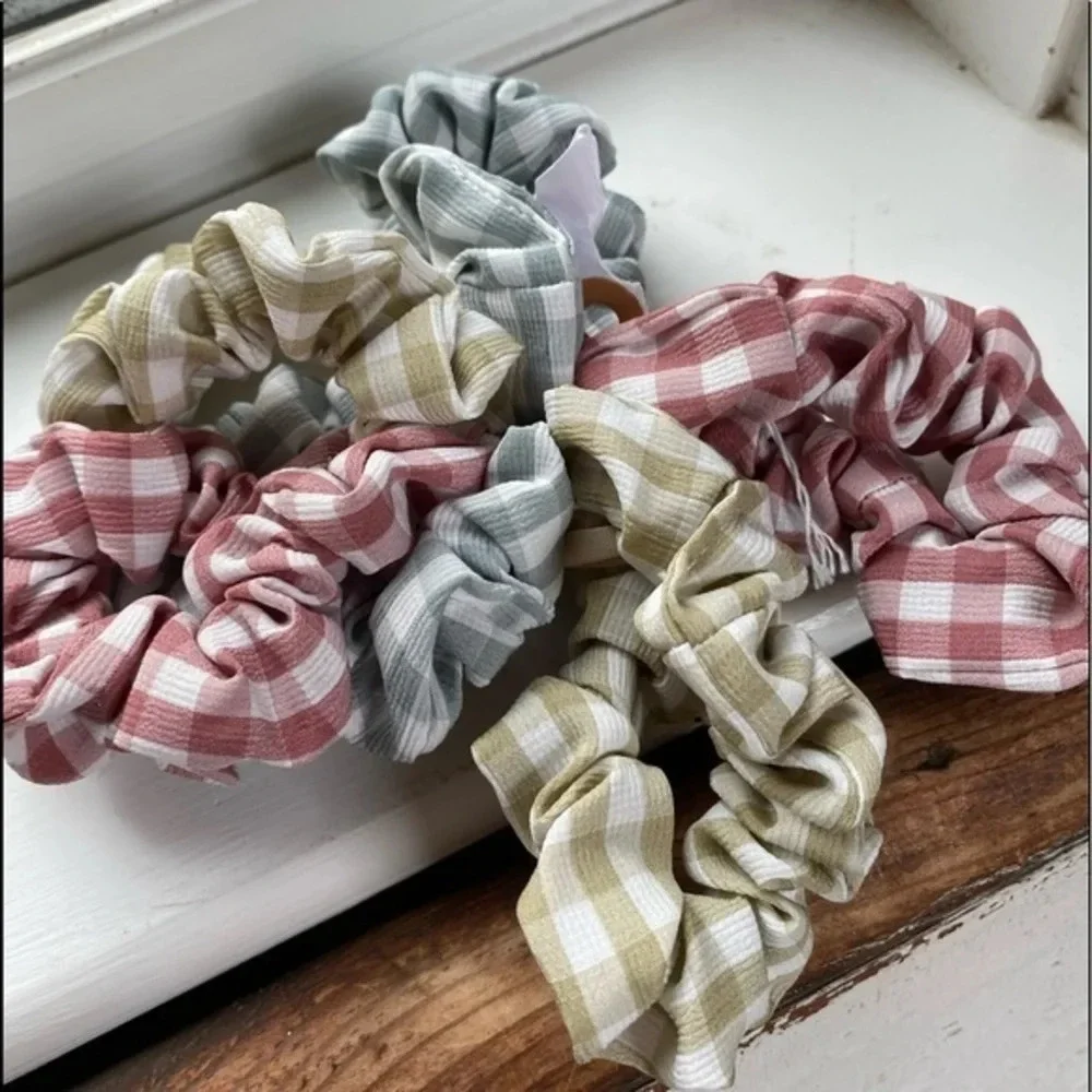 Anthropologie Gingham Hair Scrunchie Set